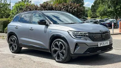Used Renault Austral Techno Esprit Alpine 200 HP (147 kW) 2025 Grey/black  SUV