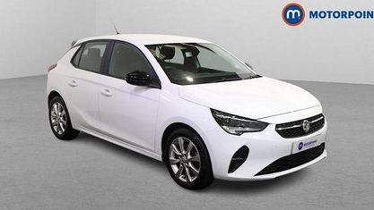 Begagnad Vauxhall Corsa Design Edition 101 HK (74 kW) 2023 Vit Halvkombi