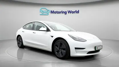 Used Tesla Model 3 RWD 222 kW (302 HP) 2022 White Sedan