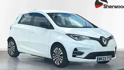 Used Renault Zoe Techno 100 kW (136 HP) 2023 White Hatchback