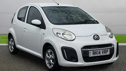 Used Citroën C1 68 HP (50 kW) 2013 White Hatchback