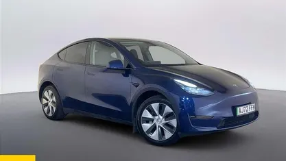 Used Tesla Model Y Long Range AWD 286 kW (389 HP) 2025 SUV