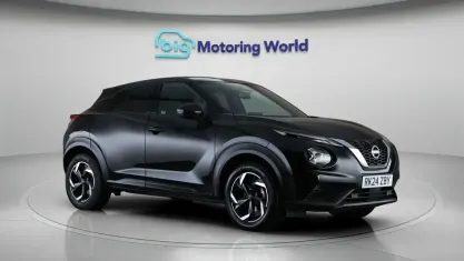 Gebraucht Nissan Juke N-Connecta 114 PS (83 kW) 2023 Schwarz SUV