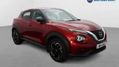 Used Nissan Juke N-Connecta 114 HP (83 kW) 2023 Red SUV