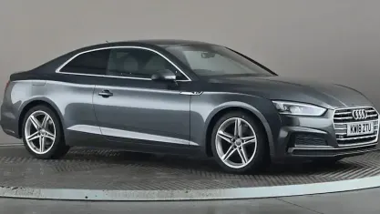 Usado Audi A5 S-Line 190 CV (139 kW) 2018 Gris Coupe