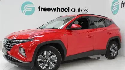 Used Hyundai Tucson SE 230 HP (169 kW) 2023 Red SUV