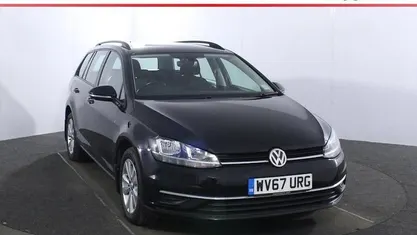 Used VW Golf VII SE 116 HP (85 kW) 2017 Black Estate