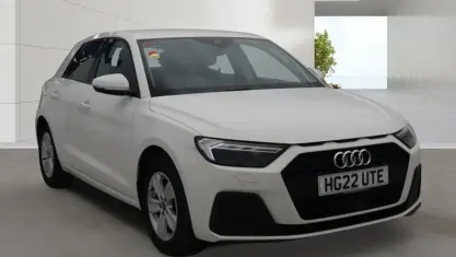 Used Audi A1 Sportback Design 95 HP (69 kW) 2022 White Hatchback