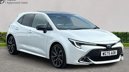 Used Toyota Corolla 140 HP (102 kW) 2026 Hatchback