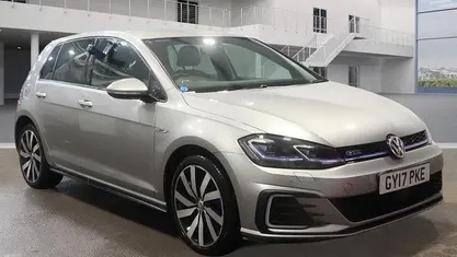 Used 2020 VW Golf VII Advance Hatchback | £14,990 (Good price)