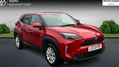 Used 2025 Toyota Yaris Hybrid Estate | £21,057 (Good price)