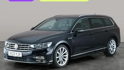 Used VW Passat R-line 150 HP (110 kW) 2023 Black Estate