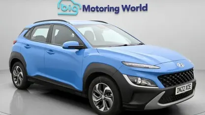 Gebraucht Hyundai Kona SE 141 PS (103 kW) 2022 Blau SUV