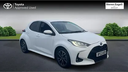 Used Toyota Yaris Hybrid Design 116 HP (85 kW) 2025 Hatchback