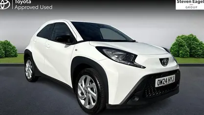Used Toyota Aygo X PURE 72 HP (52 kW) 2025 SUV