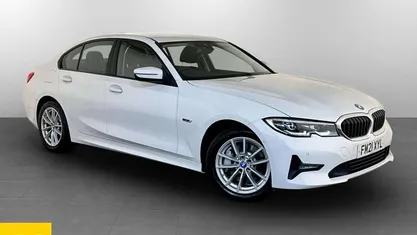 Used BMW 330e Comfort Edition 292 HP (214 kW) 2021 White Sedan