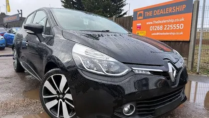 Used Renault Clio IV Dynamique 90 HP (66 kW) 2016 Hatchback