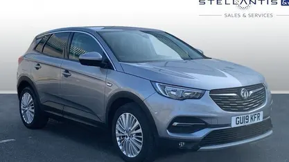 Used Vauxhall Grandland X S 131 HP (96 kW) 2019 Blue SUV