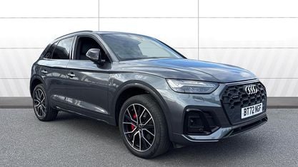 Second-hand Audi Q5 Comfort 204 CP (150 kW) 2022 Gri SUV