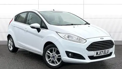 White Used 2017 Ford Fiesta Zetec Hatchback | £5,995 (Fair price)