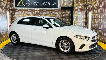 Used Mercedes A180 SE 136 HP (100 kW) 2020 White Hatchback