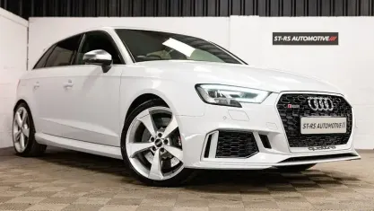 Usado Audi RS3 400 CV (294 kW) 2018 Blanco Berlina