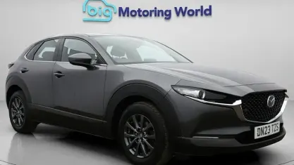 Käytetty Mazda CX-30 122 HP (89 kW) 2023 Harmaa Katumaasturi