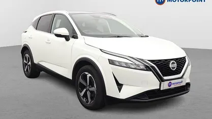 Second-hand Nissan Qashqai N-Connecta 140 CP (102 kW) 2022 Alb SUV