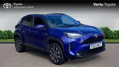 Blue Used 2023 Toyota Yaris Hybrid Design SUV | £21,156 (Fair price)