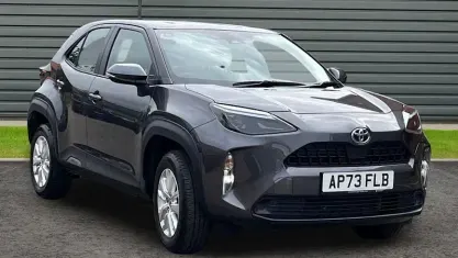 Used Toyota Yaris Cross 116 HP (85 kW) 2023 Grey SUV