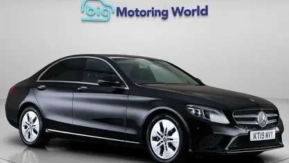 Begagnad Mercedes C200 Premium Plus 184 HK (135 kW) 2019 Svart Sedan