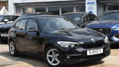 Used BMW 118 Comfort Edition 136 HP (100 kW) 2019 Black Hatchback