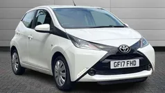White flash Used 2017 Toyota Aygo X-play Hatchback | £5,595 (Fair price)