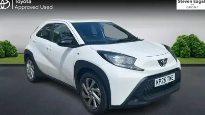 Used Toyota Aygo X PURE 72 HP (52 kW) 2025 SUV