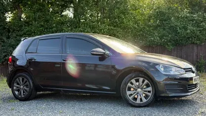 Used VW Golf VII SE 105 HP (77 kW) 2014 Black Hatchback