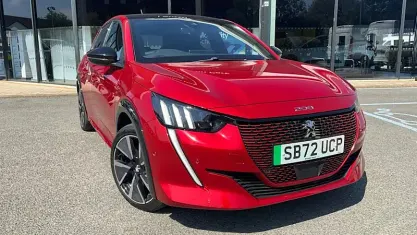 Used Peugeot e-208 GTi 100 kW (136 HP) 2023 Red Hatchback