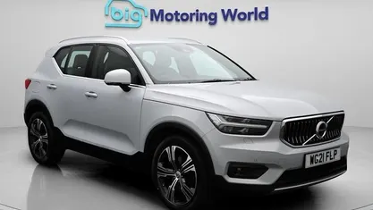 Used Volvo XC40 Inscription 197 HP (144 kW) 2021 Silver SUV