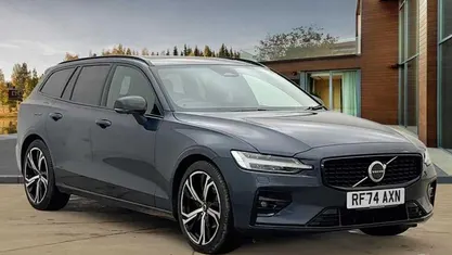 Used 2025 Volvo V60 Ultra Estate | £32,790 (Super price)