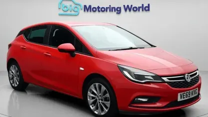 Used Vauxhall Astra 125 HP (91 kW) 2019 Red Hatchback