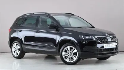 Begagnad Skoda Karoq SE Technology 150 HK (110 kW) 2021 Svart SUV