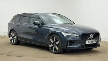 Used 2025 Volvo V60 Ultra Estate | £38,590 (Fair price)