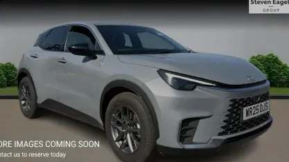 Used Lexus LBX 136 HP (100 kW) 2026 SUV