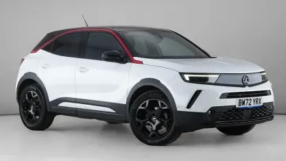 Used Vauxhall Mokka GS Line 131 HP (96 kW) 2022 White SUV