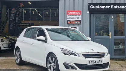 Used Peugeot 308 Allure 116 HP (85 kW) 2015 Hatchback