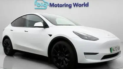 Used Tesla Model Y Long Range AWD 378 kW (514 HP) 2022 White SUV