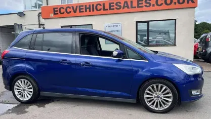 Used Ford Grand C-Max Titanium 120 HP (88 kW) 2019 MPV