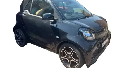 Used Smart ForTwo Coupé Premium 60 kW (82 HP) 2021 Black Hatchback