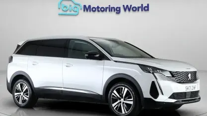 Used Peugeot 5008 Allure Premium 131 HP (96 kW) 2022 White SUV
