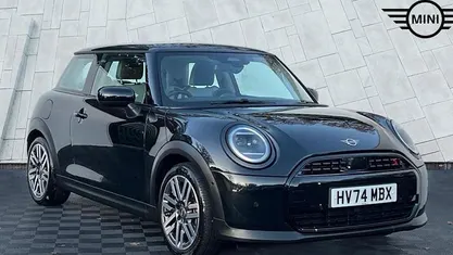 Used Mini Cooper Classic 204 HP (150 kW) 2025 Hatchback