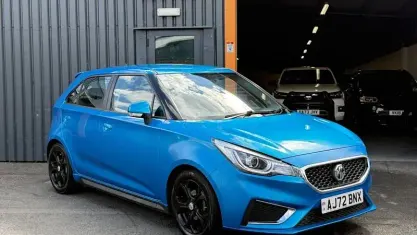 Used MG MG3 Exclusive 106 HP (77 kW) 2023 Blue Hatchback
